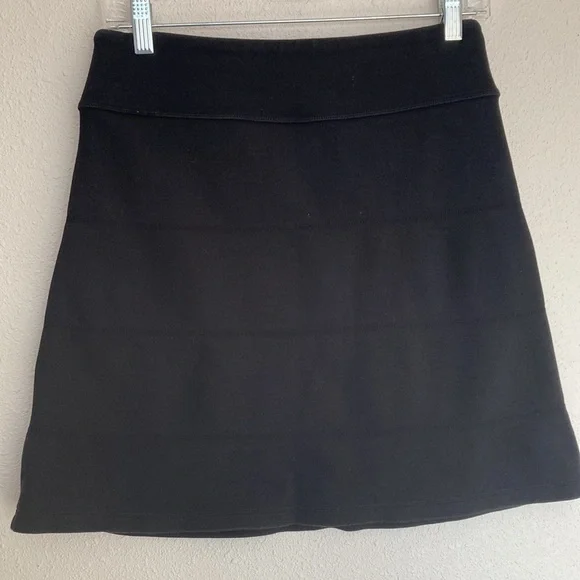 Athleta casual A-line black skirt Size XS - Picture 3 of 7